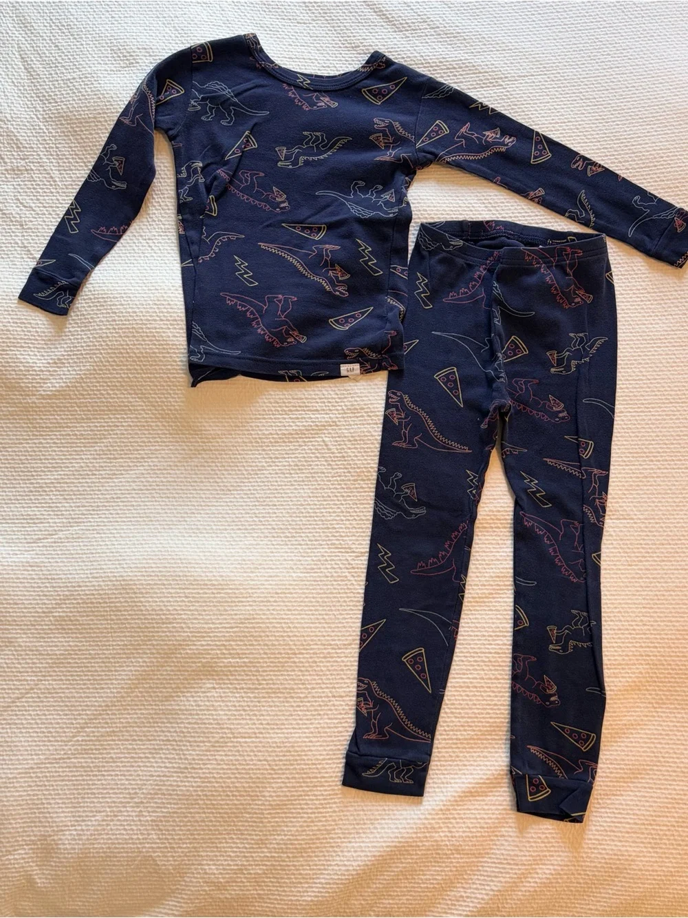 N/A pre loved